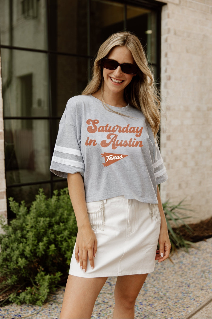TEXAS LONGHORNS ON LOCATION DROP SHOULDER MID-CROP TEE