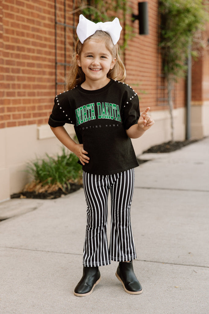 NORTH DAKOTA FIGHTING HAWKS AFTER PARTY KIDS STUDDED SHORT SLEEVE MODERATELY CROPPED TEE
