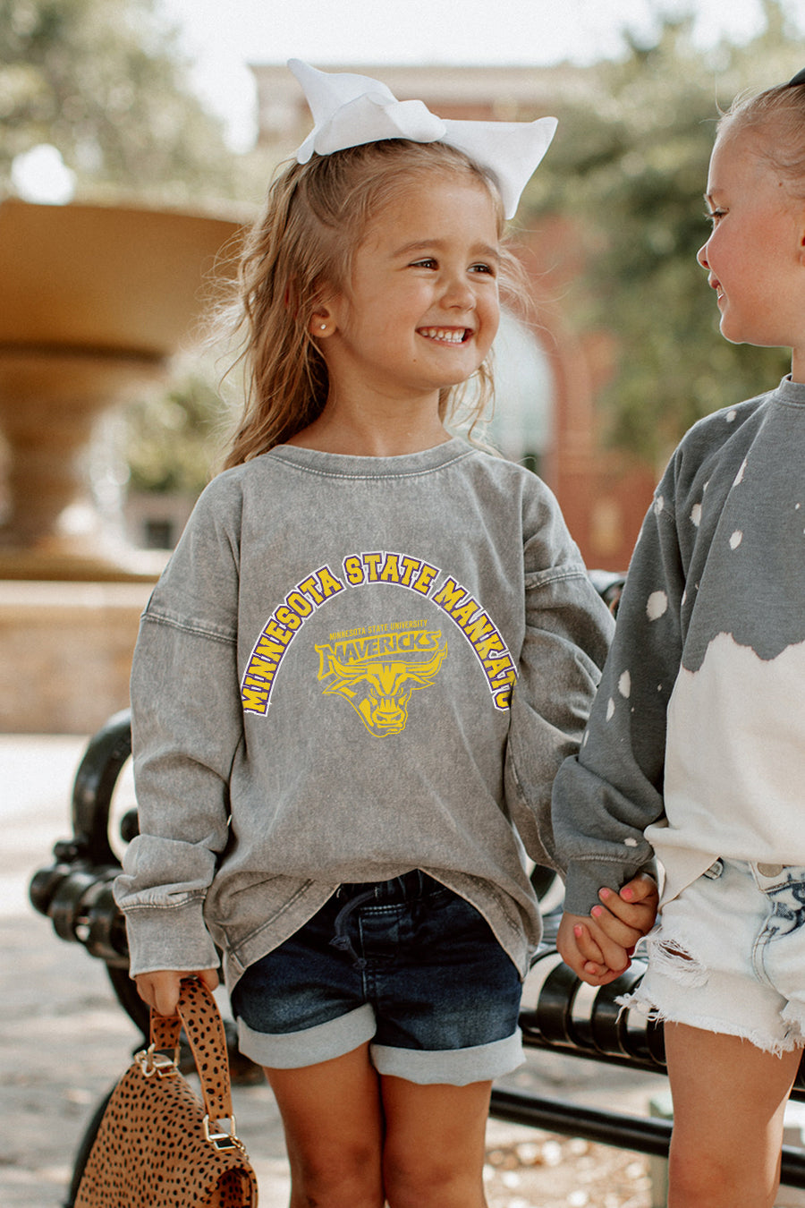 MINNESOTA STATE MANKATO MAVERICKS Kid's Faded-Wash Pullover