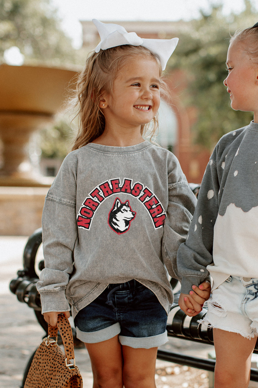 NORTHEASTERN HUSKIES Kid's Faded-Wash Pullover