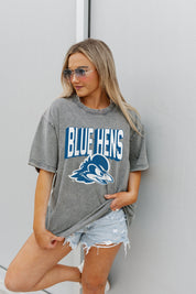 DELAWARE BLUE HENS SOLID DEFENSE OVERSIZED CREWNECK TEE
