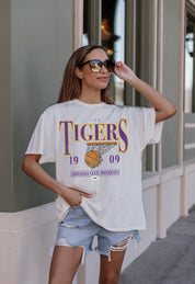 LSU TIGERS COURT DATE OVERSIZED CREWNECK TEE