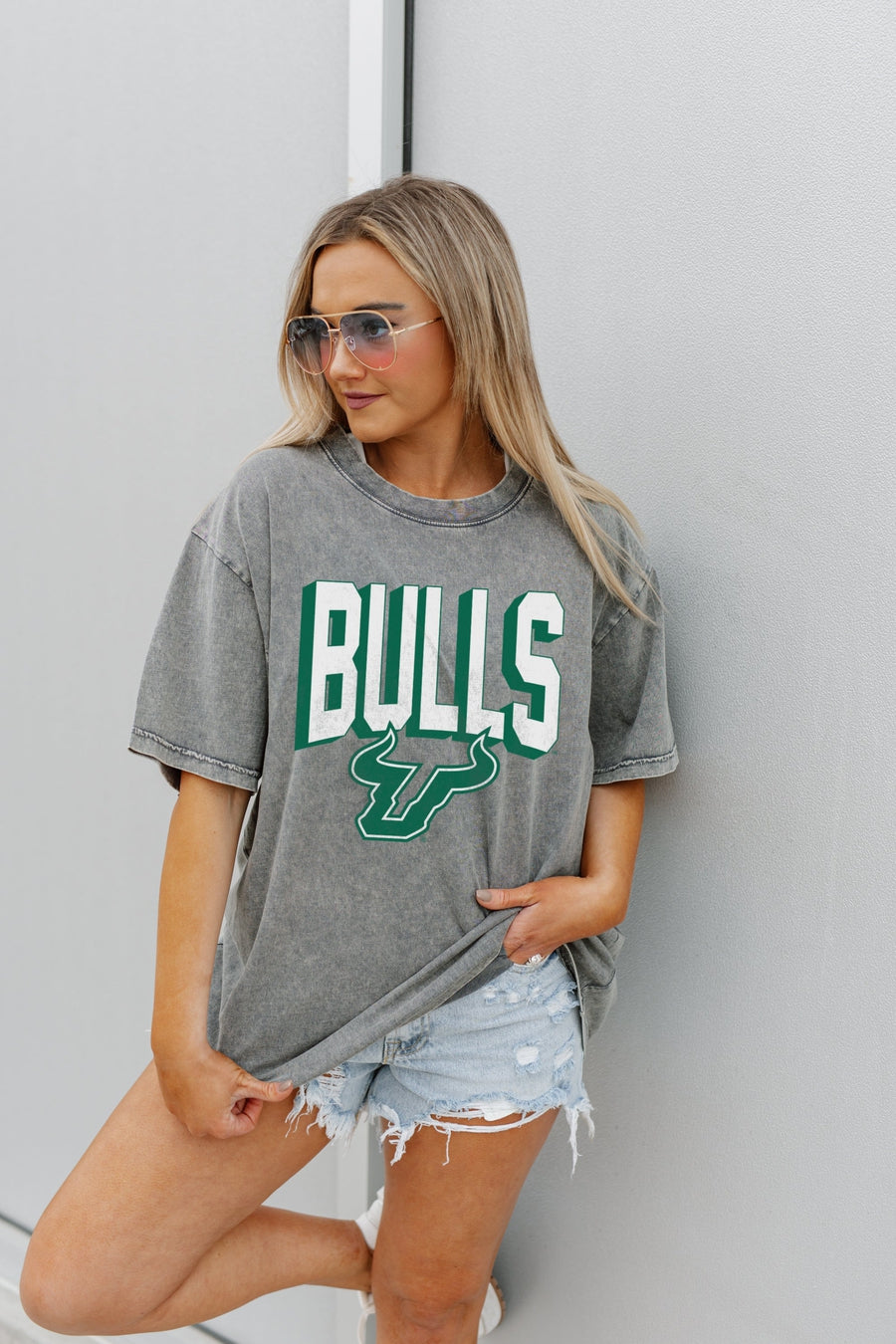 SOUTH FLORIDA BULLS SOLID DEFENSE OVERSIZED CREWNECK TEE
