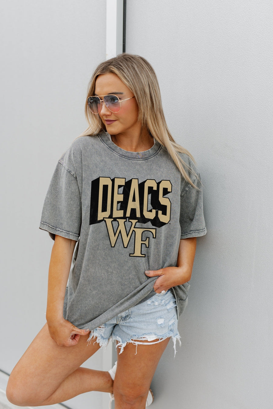 WAKE FOREST DEMON DEACONS SOLID DEFENSE OVERSIZED CREWNECK TEE
