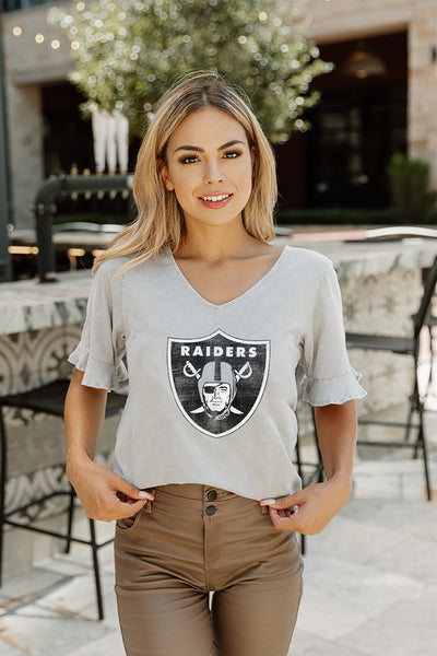 LAS VEGAS RAIDERS FIELD FINESSE RELAXED SNOW-WASH SHORT SLEEVE RUFFLE  DETAIL TOP