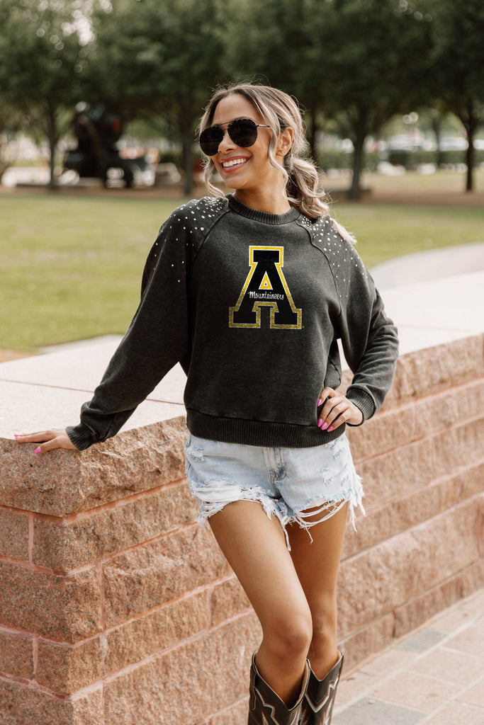 APPALACHIAN STATE MOUNTAINEERS VARSITY LEGENDS VINTAGE STUDDED PULLOVER