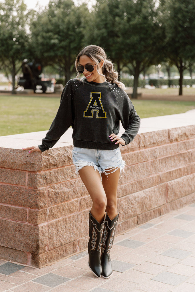 APPALACHIAN STATE MOUNTAINEERS VARSITY LEGENDS VINTAGE STUDDED PULLOVER