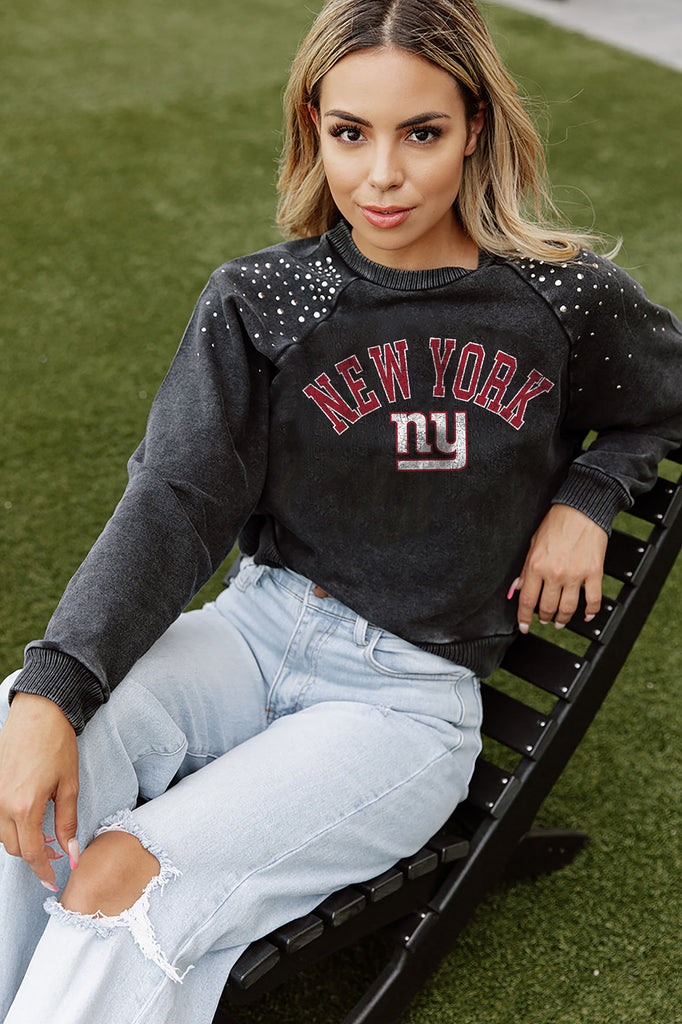 NEW YORK GIANTS TOUCHDOWN FRENCH TERRY VINTAGE WASH STUDDED SHOULDER DETAIL LONG SLEEVE PULLOVER