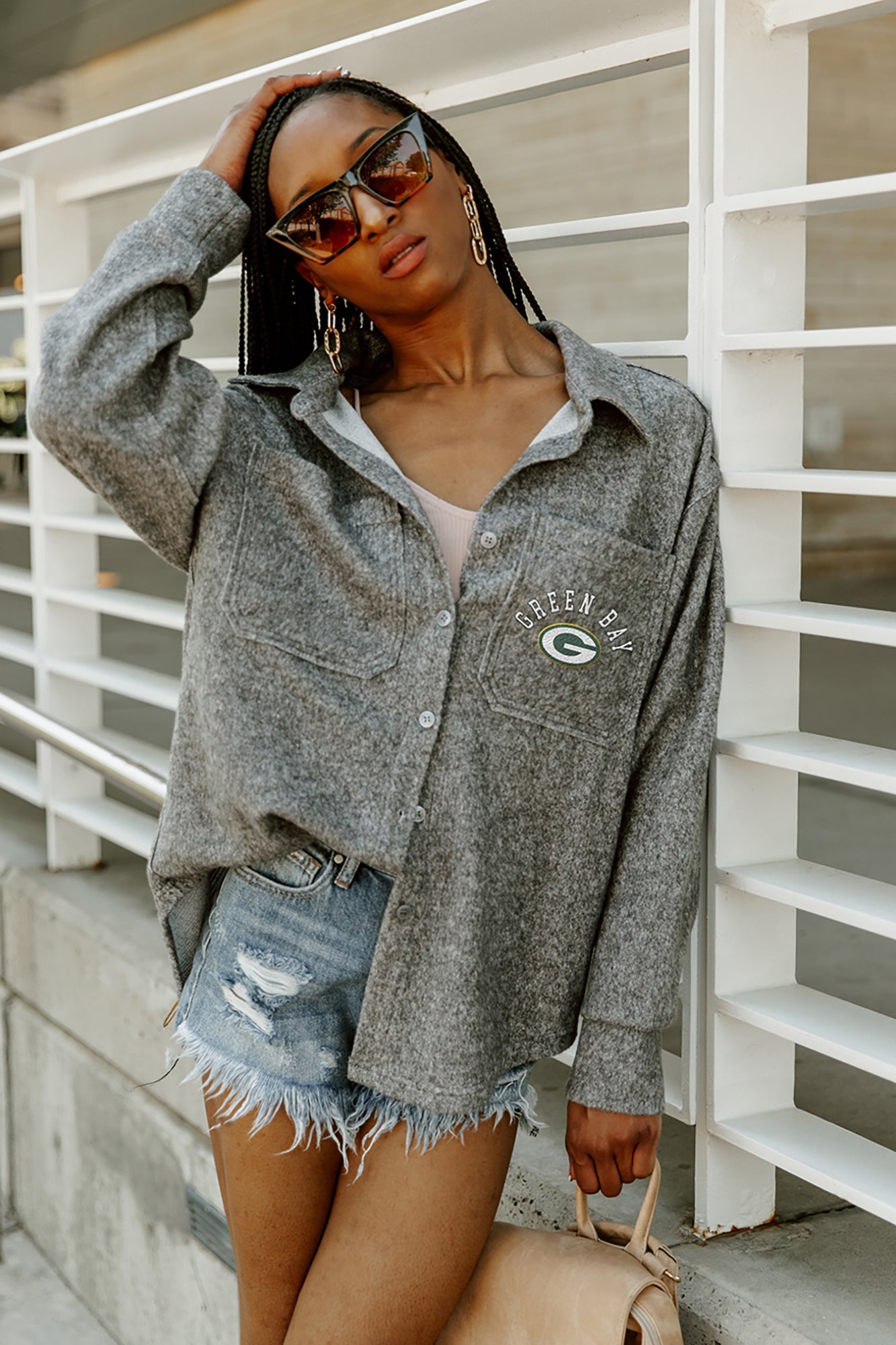 GREEN BAY PACKERS LONG PASS BRUSHED KNIT LONG SLEEVE BUTTON DOWN OVERSHIRT WITH FRONT POCKET