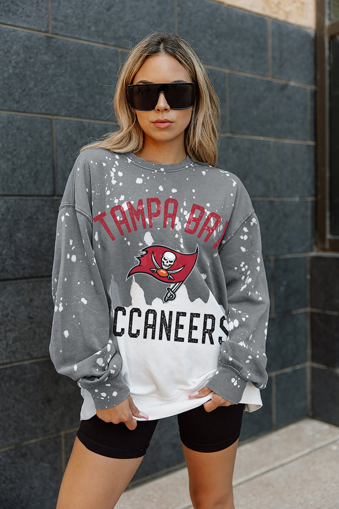 TAMPA BAY BUCCANEERS COIN TOSS LONG SLEEVE FRENCH TERRY CREWNECK PULLOVER
