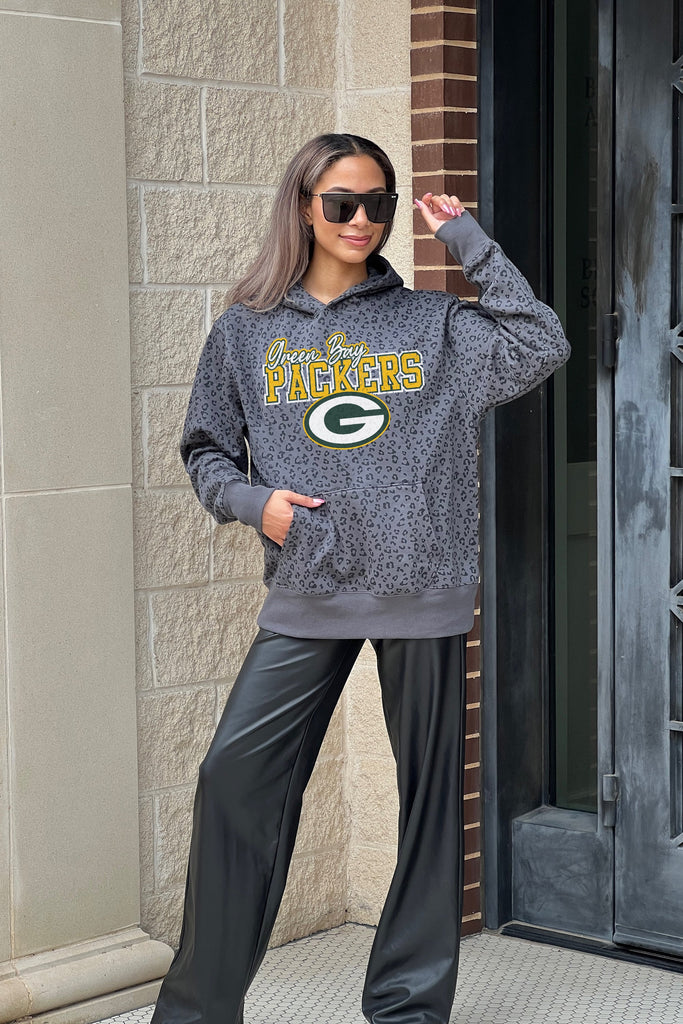 GREEN BAY PACKERS IN THE SPOTLIGHT ADULT CLASSIC HOODED PULLOVER