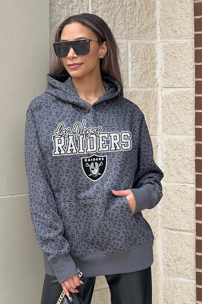 LAS VEGAS RAIDERS IN THE SPOTLIGHT ADULT CLASSIC HOODED PULLOVER