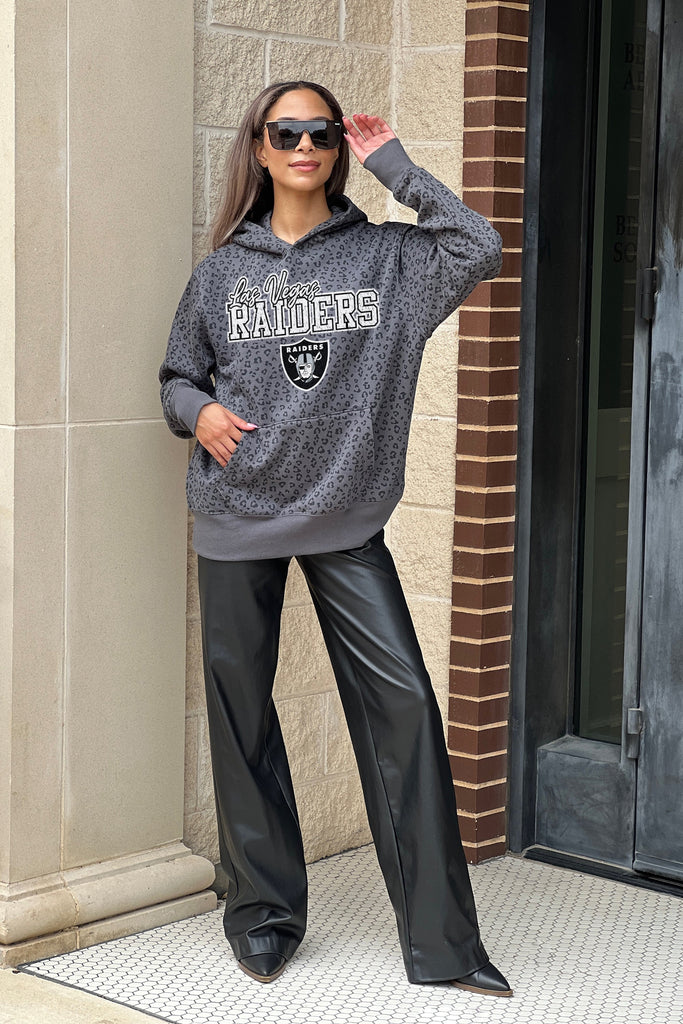 LAS VEGAS RAIDERS IN THE SPOTLIGHT ADULT CLASSIC HOODED PULLOVER