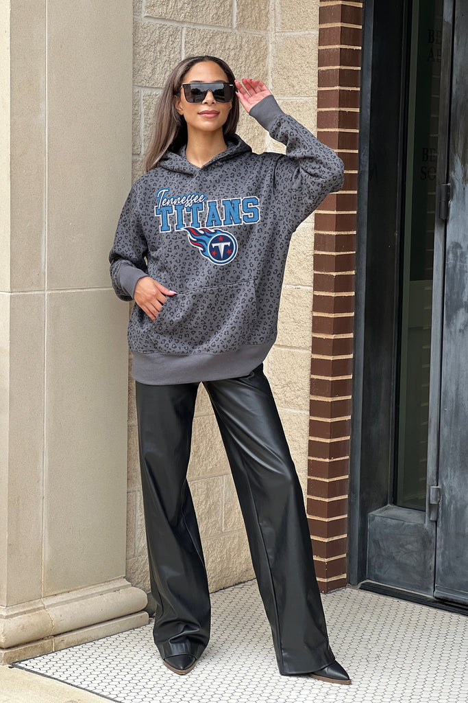 TENNESSEE TITANS IN THE SPOTLIGHT ADULT CLASSIC HOODED PULLOVER
