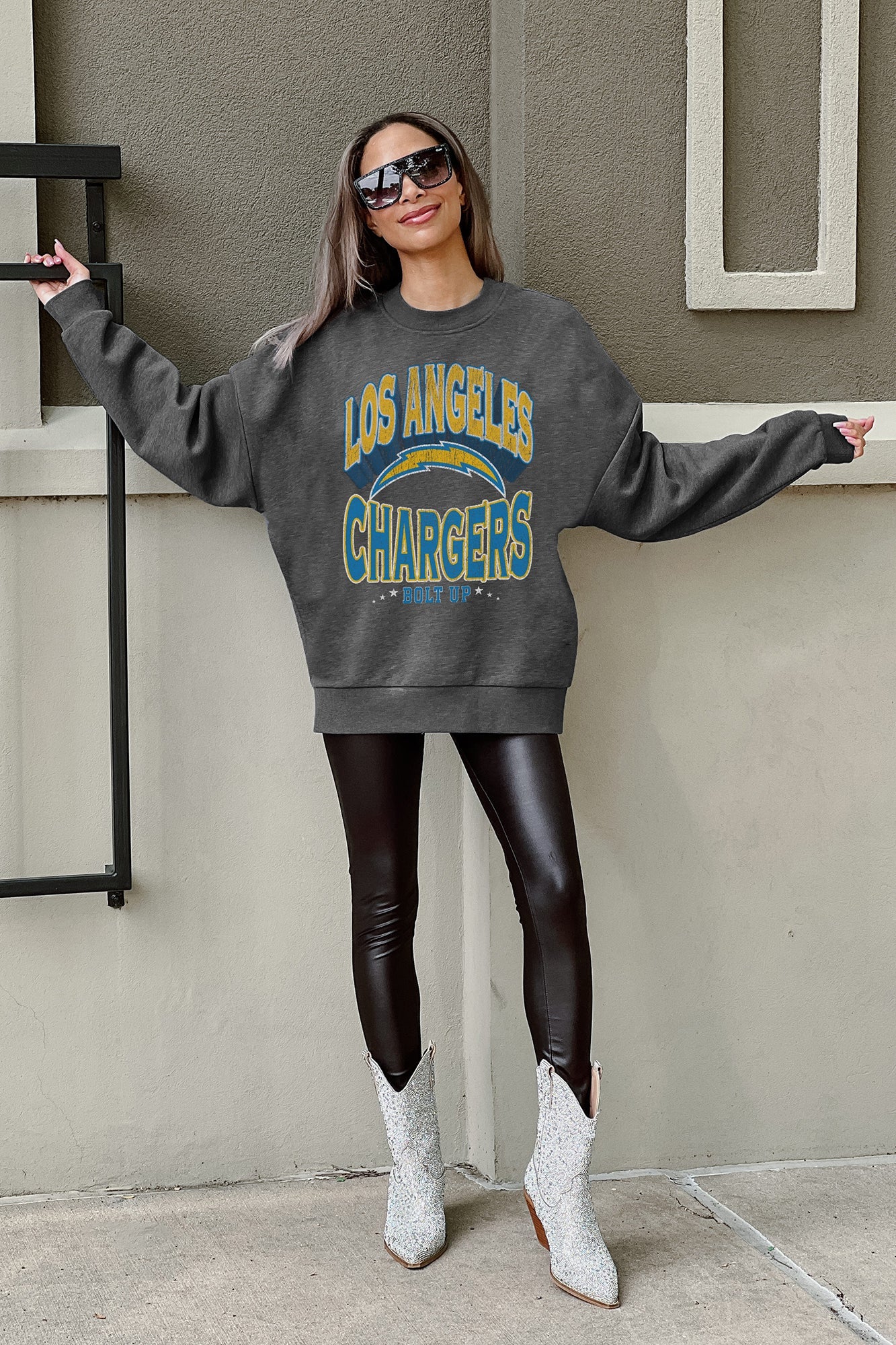 LOS ANGELES CHARGERS LONG WEEKEND PREMIUM FLEECE DROP SHOULDER CREWNECK PULLOVER
