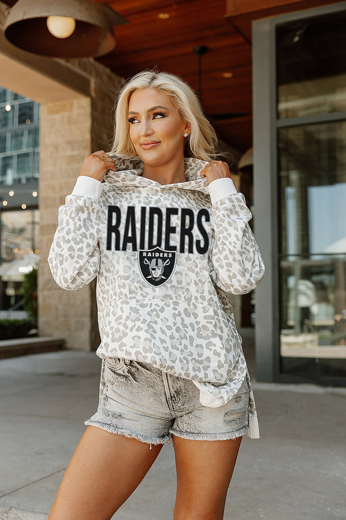 LAS VEGAS RAIDERS SIDELINE HOODED LEOPARD FLEECE PULLOVER WITH FRONT POCKET AND SIDE-SLIT DETAIL