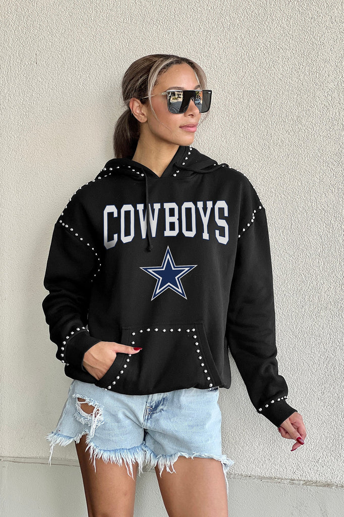DALLAS COWBOYS CATCH THE VIBE STUDDED DETAIL FLEECE FRONT POCKET HOODIE