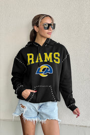 LOS ANGELES RAMS CATCH THE VIBE STUDDED DETAIL FLEECE FRONT POCKET HOODIE