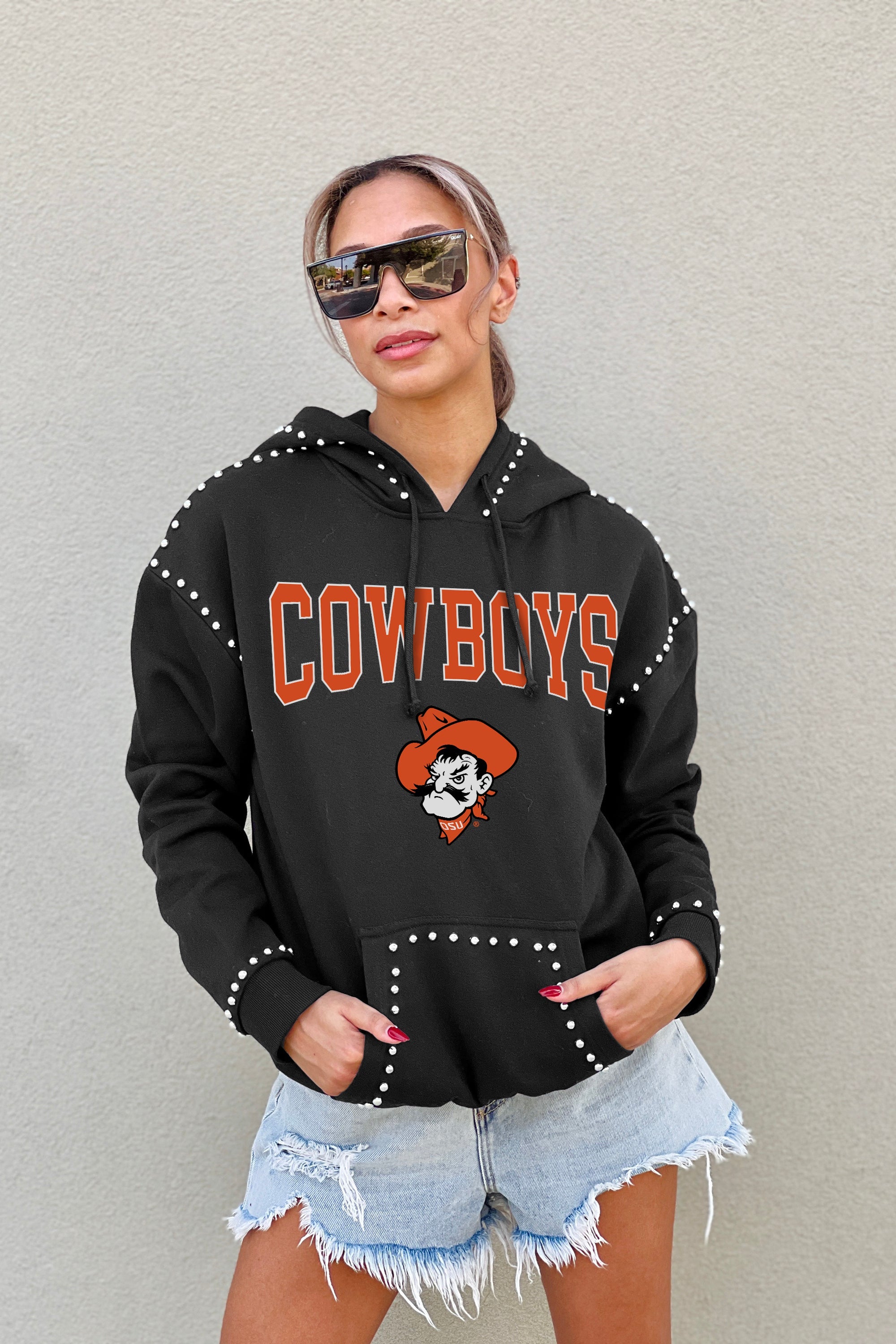 OKLAHOMA STATE COWBOYS BELLE OF THE BALL STUDDED DETAIL FLEECE FRONT POCKET HOODIE