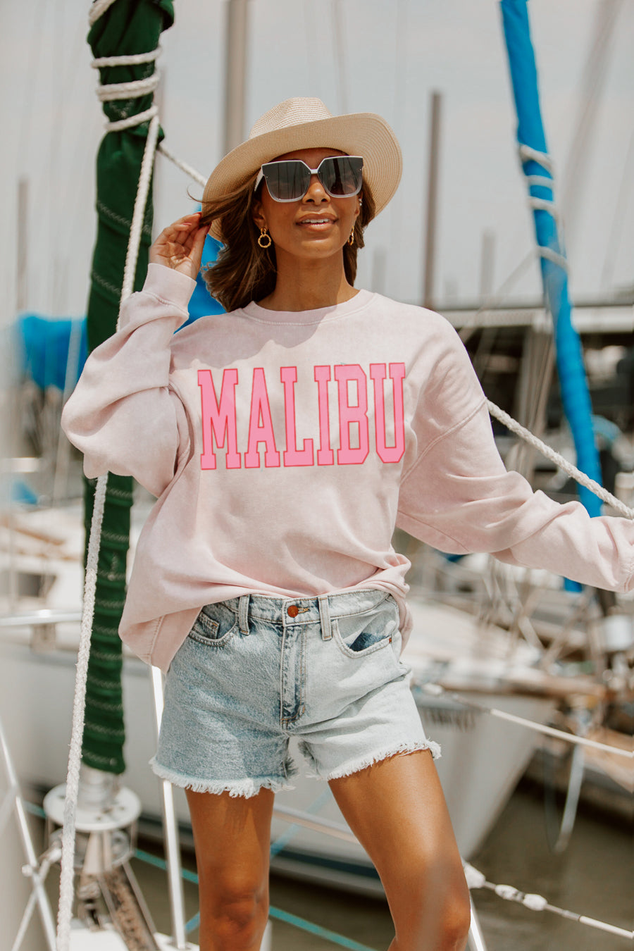 MALIBU IS PARADISE VINTAGE OVERSIZED SWEATSHIRT