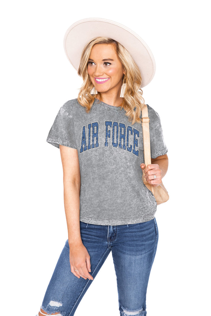 AIR FORCE FALCONS PLAY TO WIN MINERAL WASH CROPPED TEE