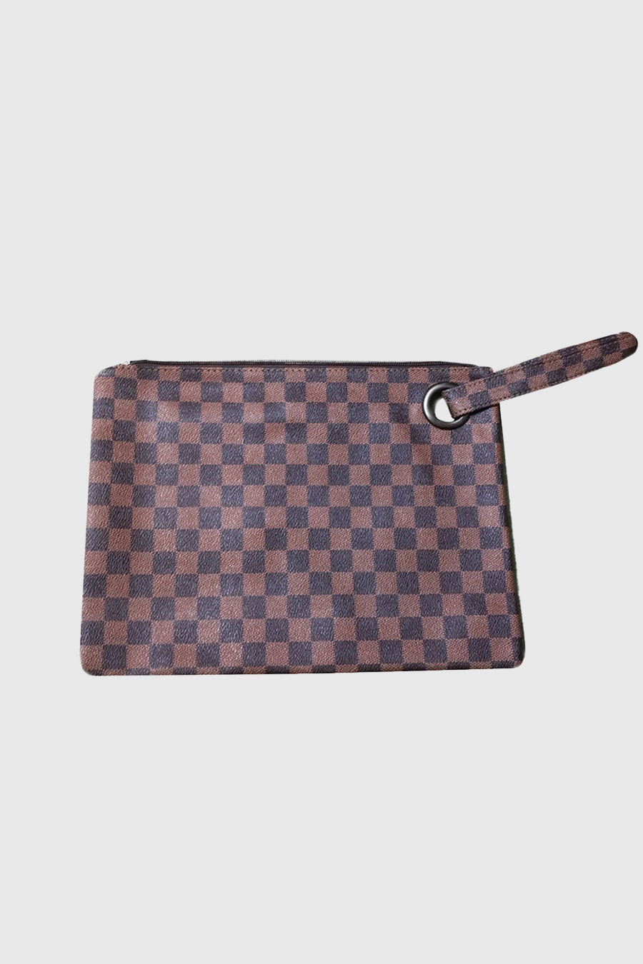 THE "AVERY" FAUX LEATHER CHECKERED WRISTLET IN BROWN-CROSSBODY & CLUTCHES