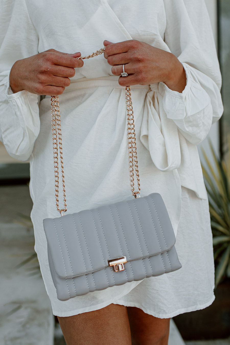 BECCA QUILTED CROSSBODY BAG IN GREY