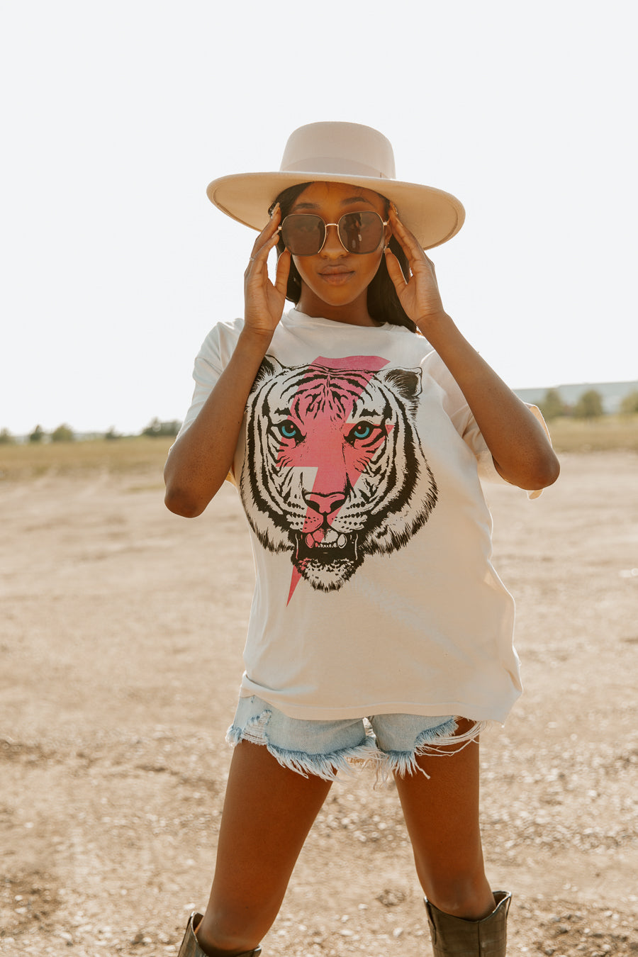 ICONIC TIGER VINTAGE BOYRIEND TEE