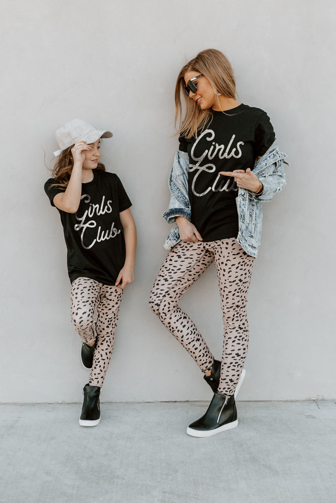 "GIRLS CLUB" CLASSIC GRAPHIC SHORT SLEEVE YOUTH TEE - Shop The Soho