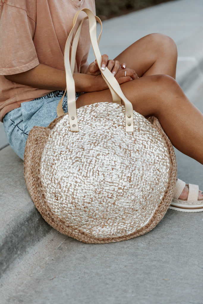 "HEADED OUT" GOLD STRAW BAG - Shop The Soho