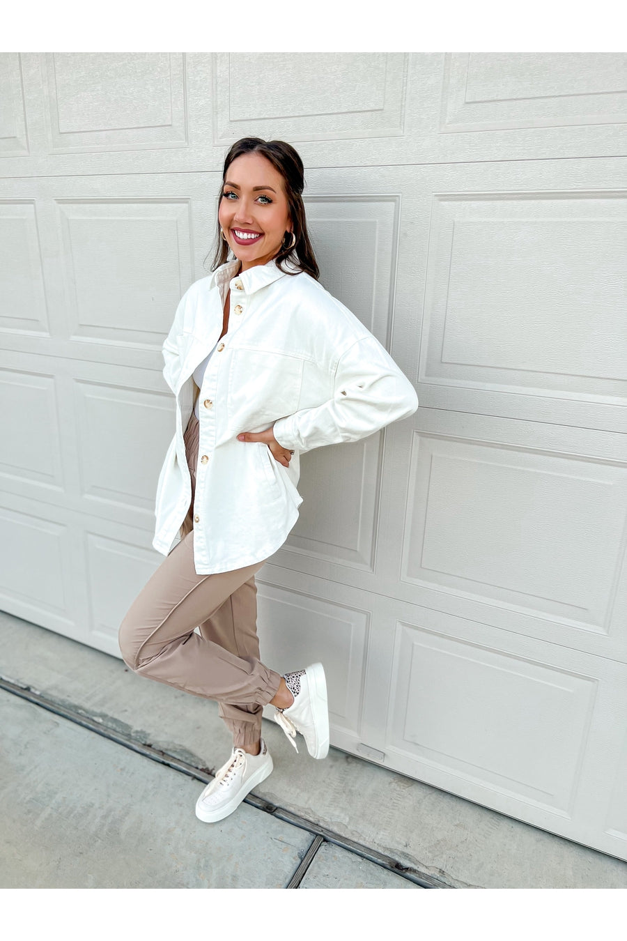 AVA OVERSIZED DENIM SHACKET IN IVORY-VESTS AND JACKETS