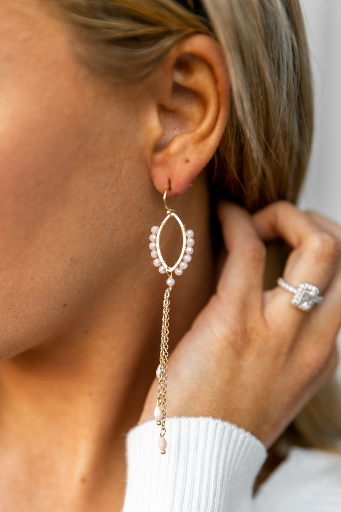 The "Prim And Pretty" Earrings In Gold - Gameday Couture