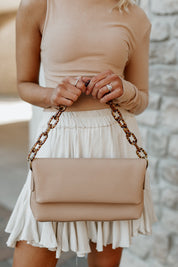 RAYNE FAUX LEATHER CROSSBODY HANDBAG IN TAN