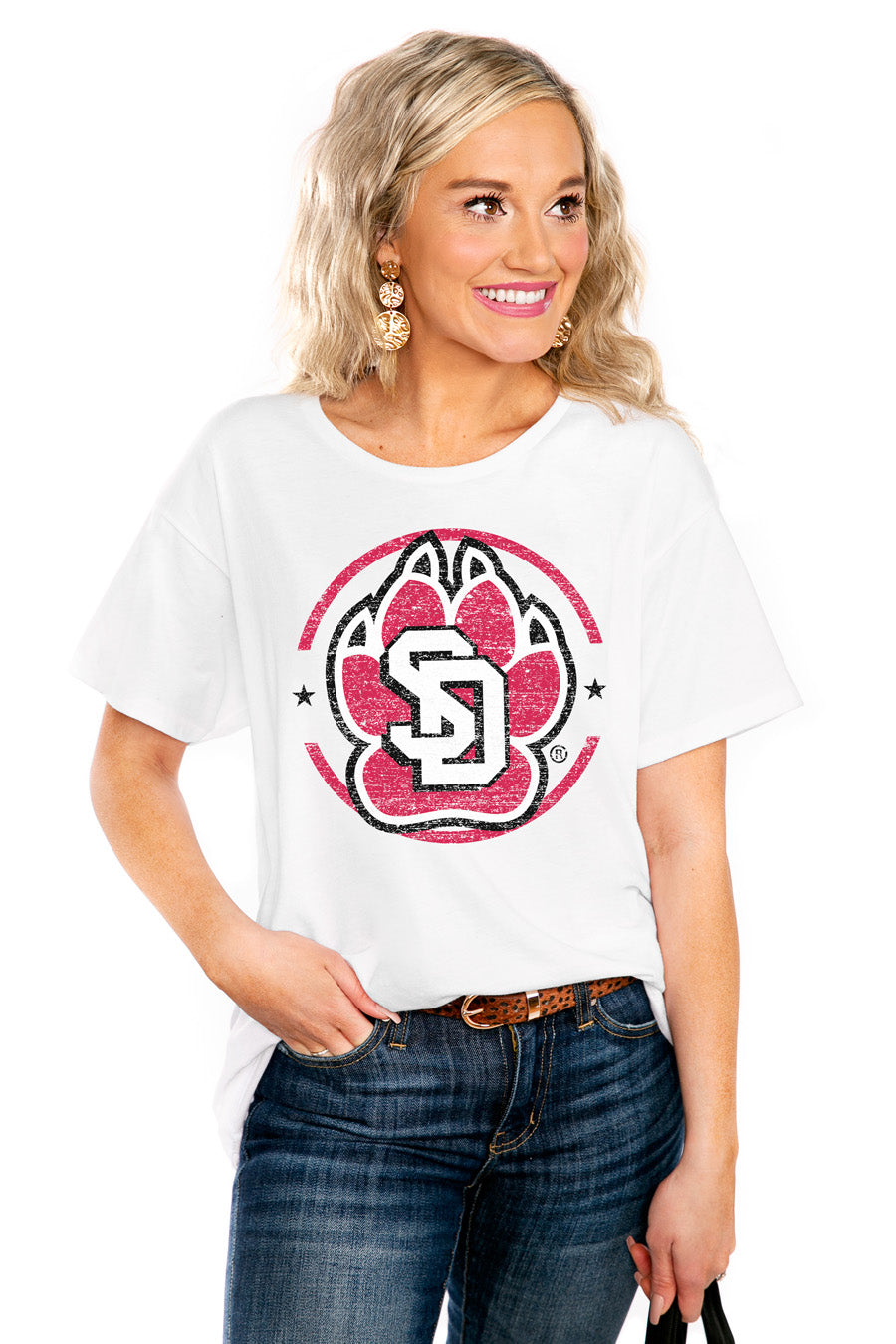 SOUTH DAKOTA COYOTES "END ZONE" THE EASY TEE - Shop The Soho