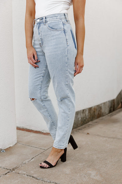 WARREN HIGH RISE TAPERED MOM JEANS