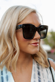 THE "WINSTON" WAYFARE SQUARE SUNGLASSES-SUNGLASSES